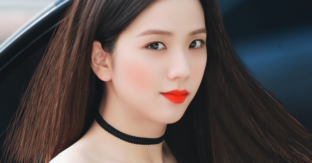 Jisoo flying hair