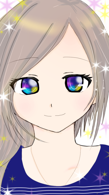微笑む。