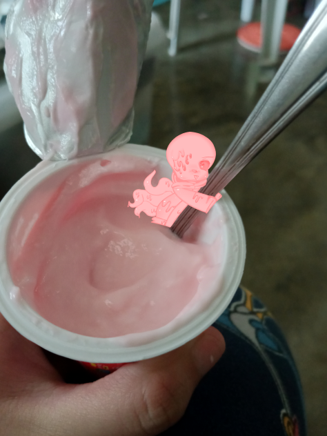sTrAwbErry sMol nOots-