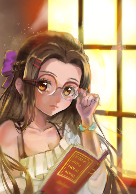 夕方の図書館の少女
