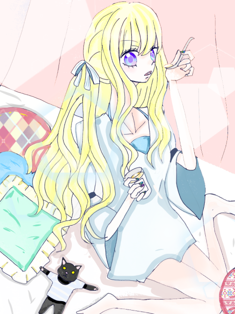 蜂蜜を食べてる女の子