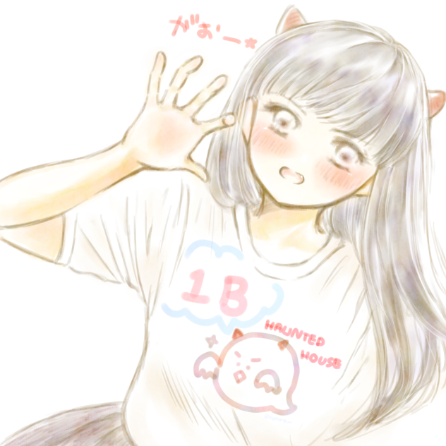 文化祭のクラスTシャツ着て写真撮ってる女子高生。