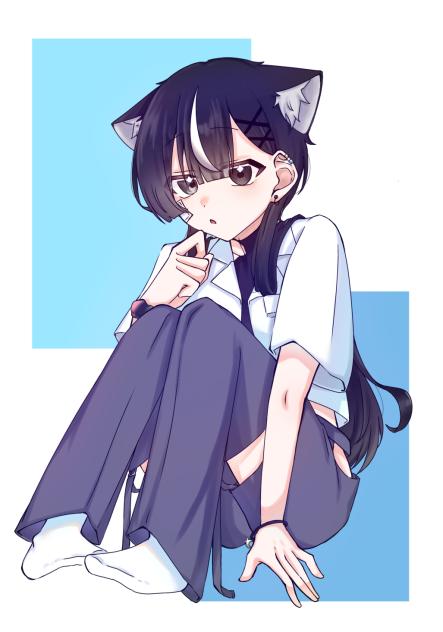 座ってみる∩^ω^∩