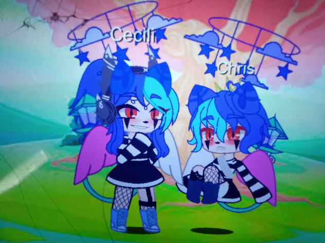 aqui esta cecilia y su hermano