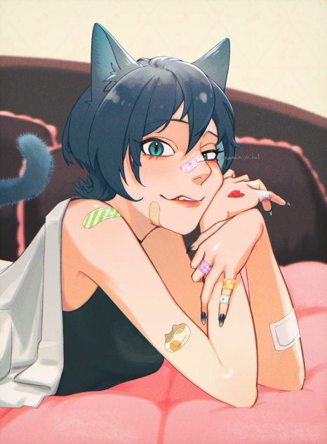 😼