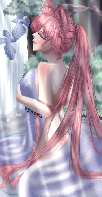 chica semi desnuda