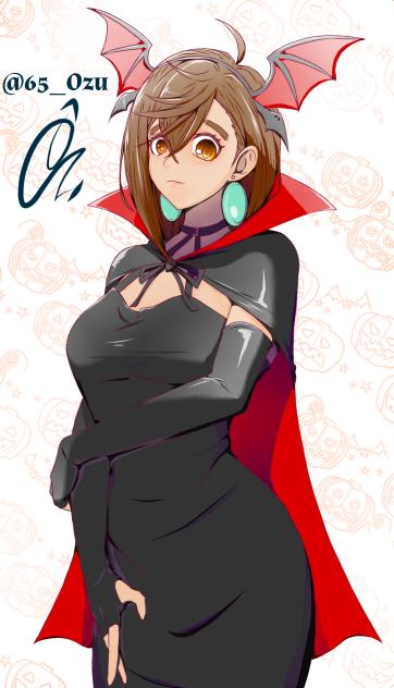 Momo Ayase ( disfrazada de vampiro)