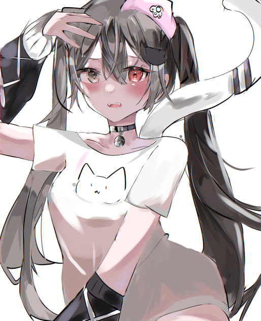 ﾆｬ、？