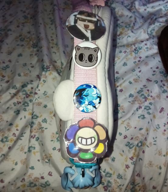 YEAHH MORE PINS