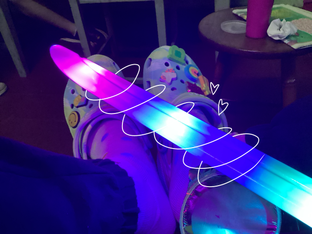 espada de juguete neon🌈✨