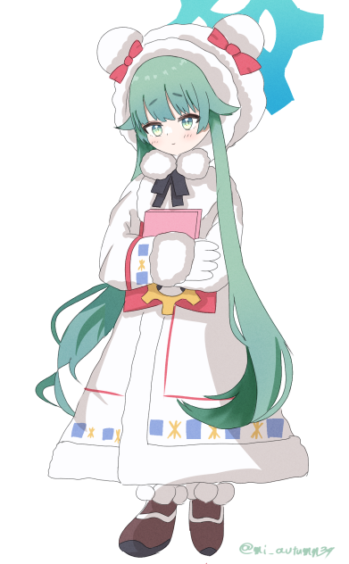秋泉モミジ