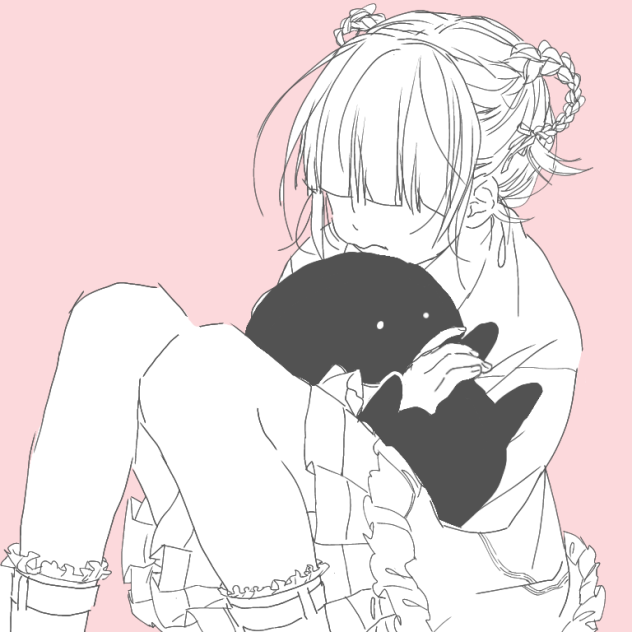 ロリ服と創作怪物ぬいぐるみ