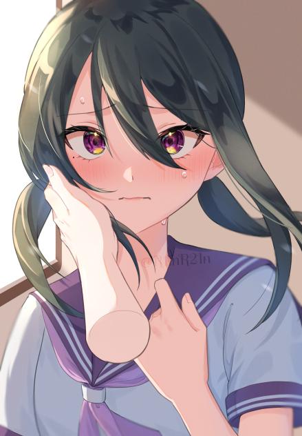 先輩って泣きぼくろ有るんですね