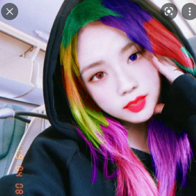 Jisoo in rainbow makeover