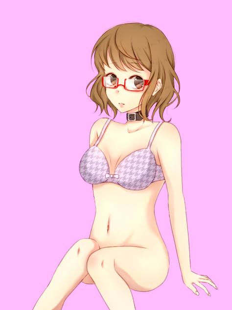 半裸体美女