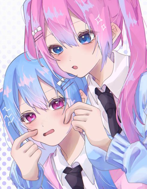 むに…